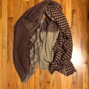 Oversized scarf / shawl
